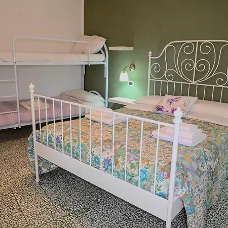 Alojamento de Acomodação e Pequeno-almoço Borgo Sciugolo Baselice