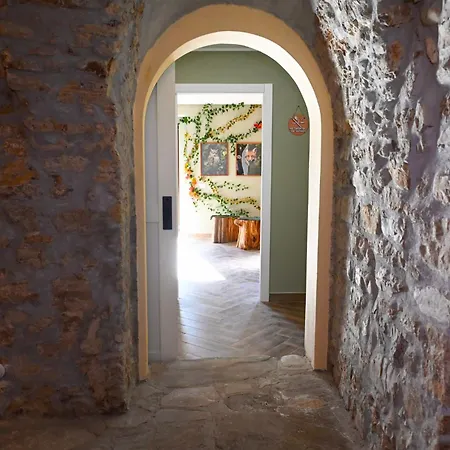 Bed & Breakfast Borgo Sciugolo 4*